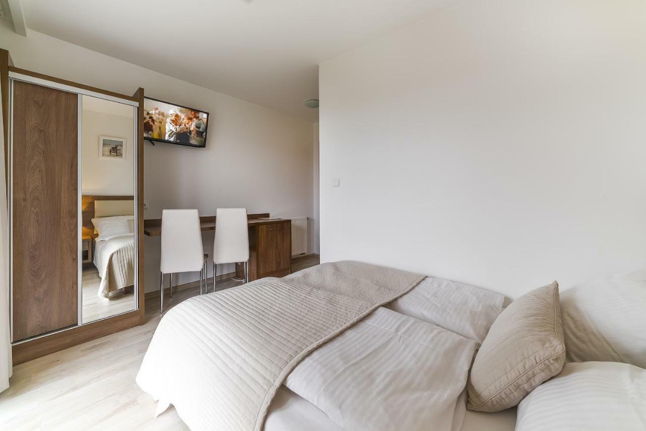 Apartamenty I Pokoje Goscinne Relax Jastarnia Kültér fotó