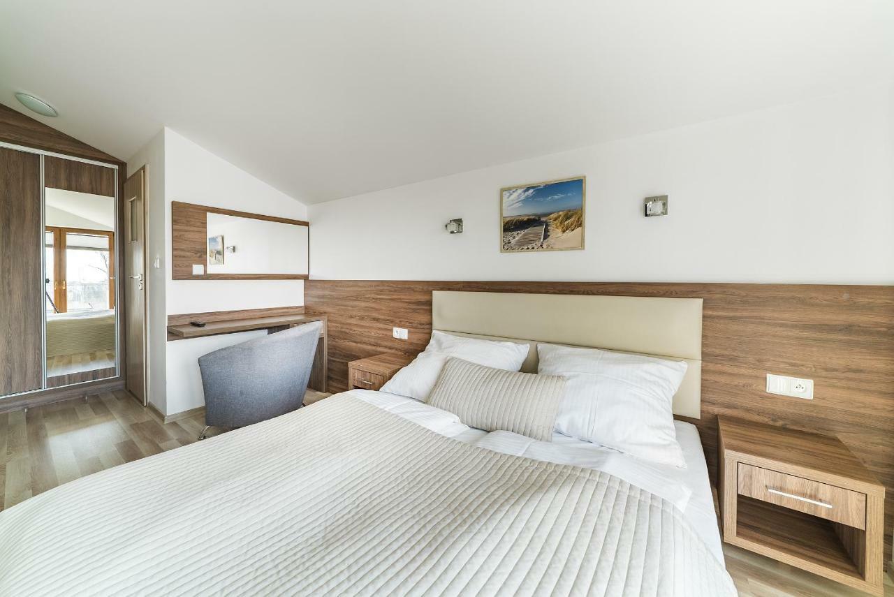 Apartamenty I Pokoje Goscinne Relax Jastarnia Kültér fotó